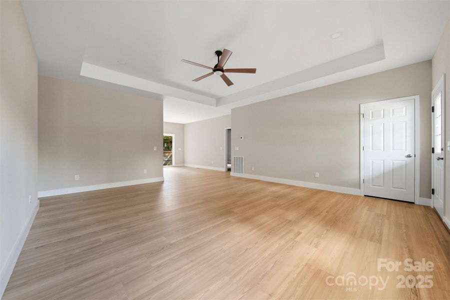 Spacious, unfurnished interior of a new home in , Taylorsville (Image 28).