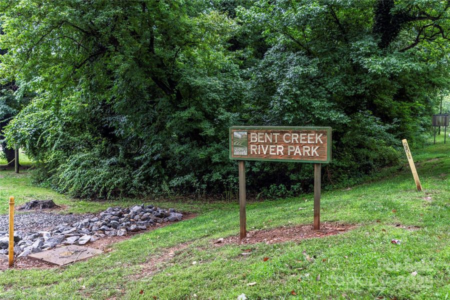 Nearby Bent Creek River Park Nearby Bent Creek River Park