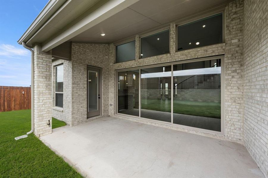 Exterior details and patio area of a home in Birdsong - Harwood, Mansfield (Image 4).