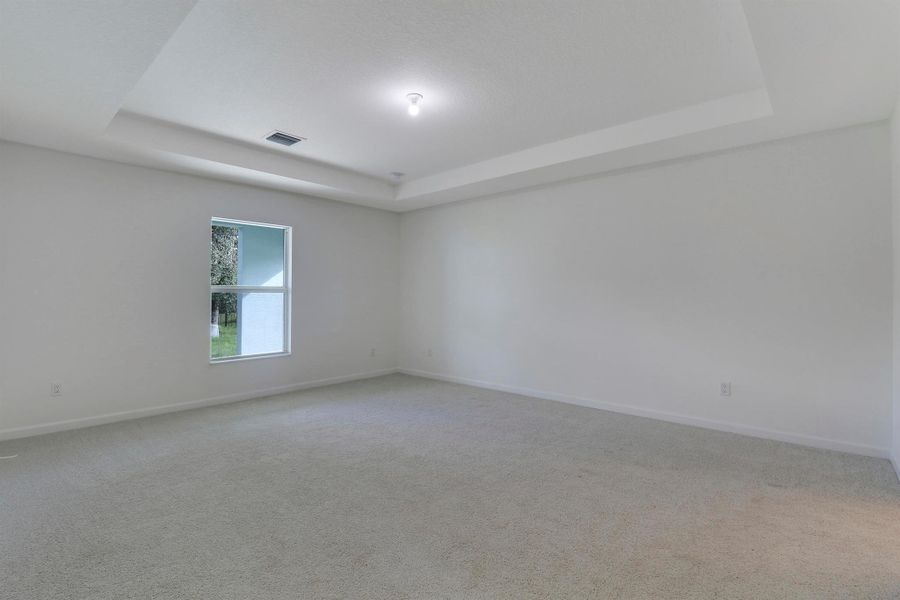 Spacious, unfurnished interior of a new home in , Port St. Lucie (Image 14).