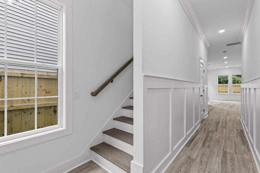 Spacious, unfurnished interior of a new home in , North Charleston (Image 14).