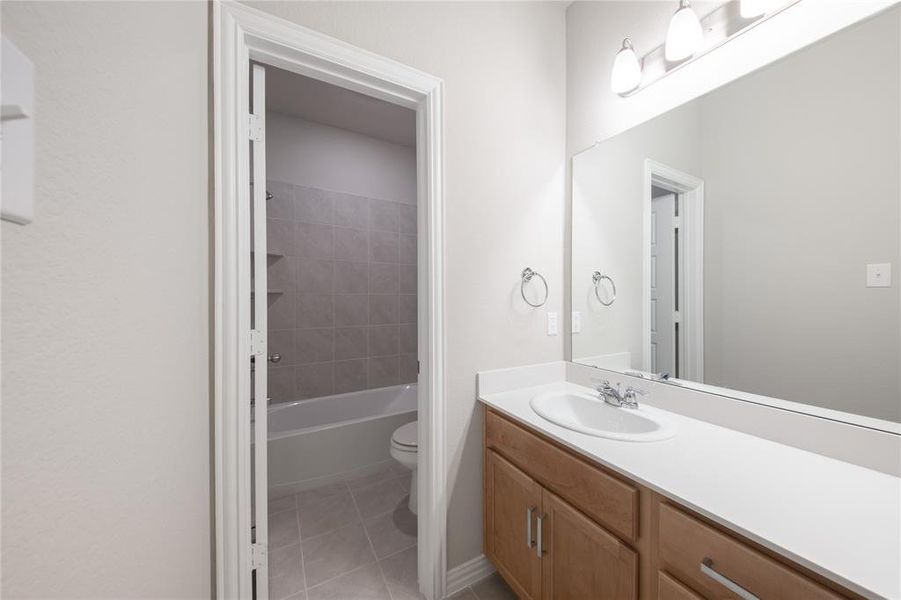 Furnished interior view inside a new home in Lake Pointe: Lake Pointe at Paloma Creek, Little Elm (Image 6).