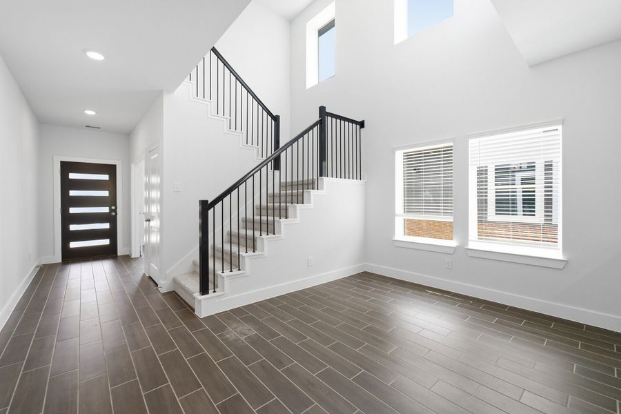 Spacious, unfurnished interior of a new home in Magnolia Springs, Montgomery (Image 17).