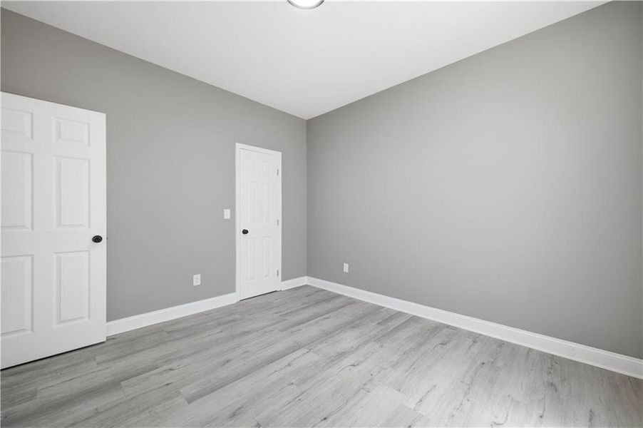 Spacious, unfurnished interior of a new home in , Calhoun (Image 30).