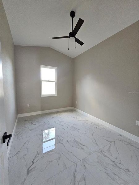 Spacious, unfurnished interior of a new home in , St. Petersburg (Image 10).