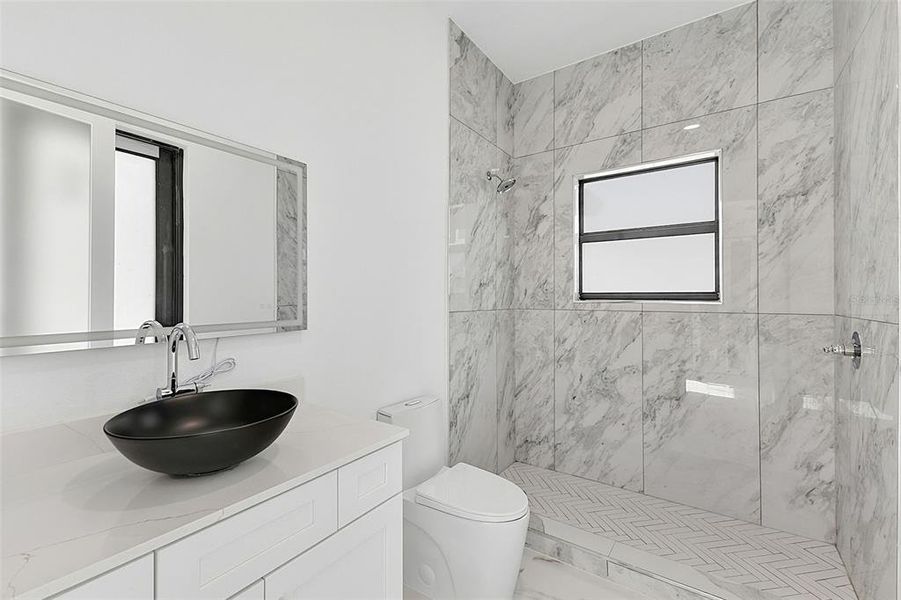 Furnished interior view inside a new home in , Port Charlotte (Image 16).