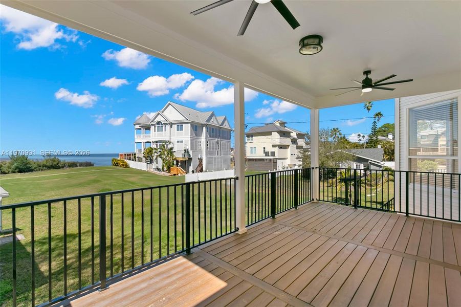 Exterior details and patio area of a home in , Crystal Beach (Image 28).