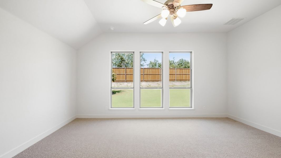 Spacious, unfurnished interior of a new home in Eliana, McKinney (Image 21).