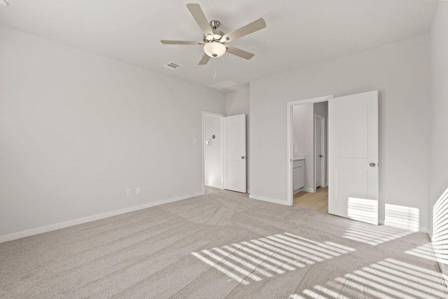 Spacious, unfurnished interior of a new home in Magnolia Springs, Montgomery (Image 16).