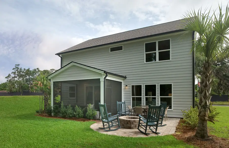 Representative exterior details of a home built from the Newberry by Pulte Homes in Muller Ridge, Blythewood (Image 3).
