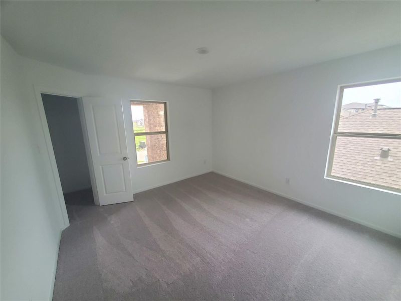 Spacious, unfurnished interior of a new home in Windrose Green, Angleton (Image 10).