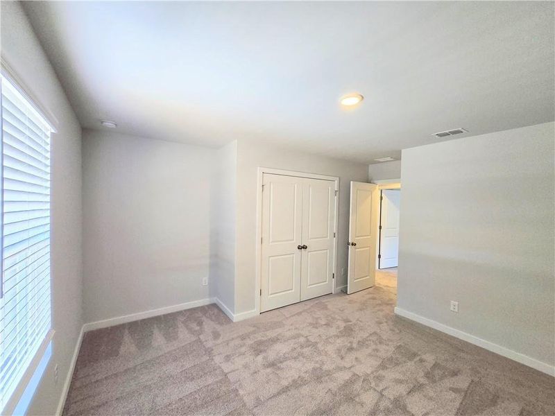 Spacious, unfurnished interior of a new home in Hawthorne Reserve, Dallas (Image 20).