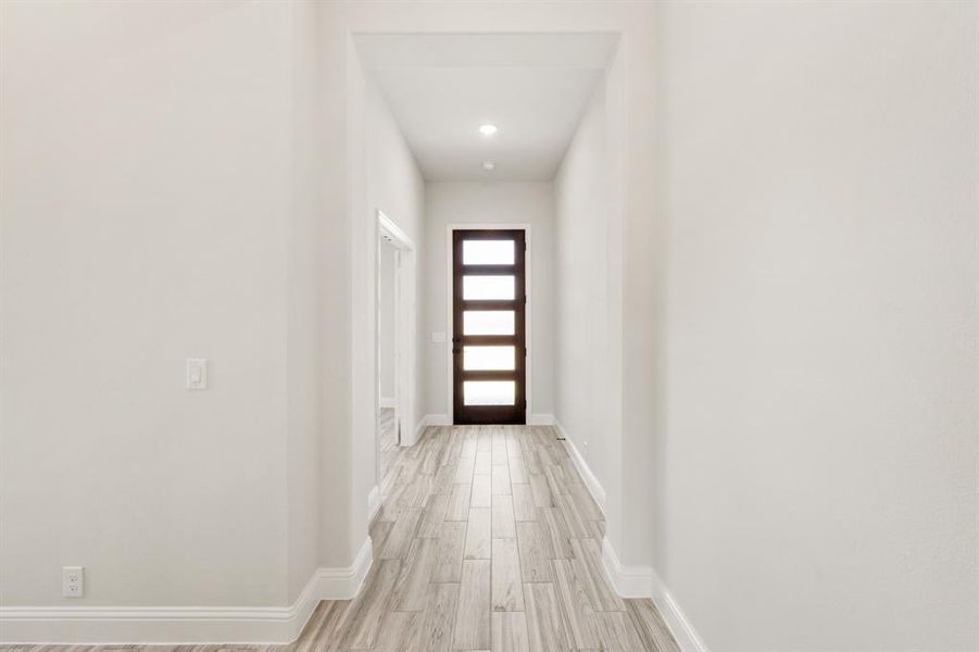 Spacious, unfurnished interior of a new home in Parks at Panchasarp Farms, Burleson (Image 29).