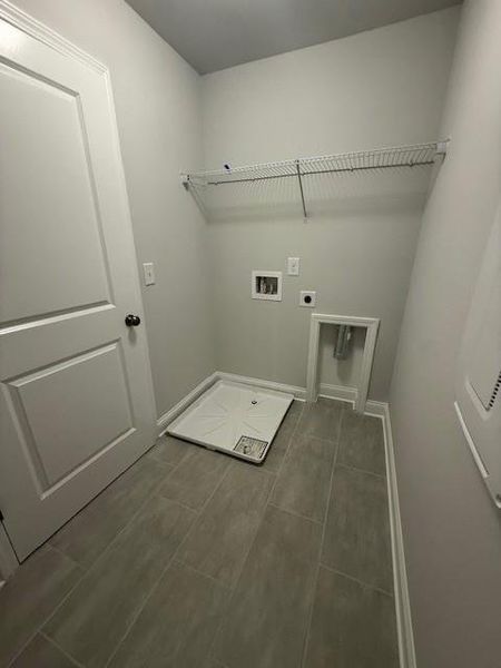 Spacious, unfurnished interior of a new home in Sierra Creek, Hoschton (Image 10). Spacious, unfurnished interior of a new home in Sierra Creek, Hoschton (Image 10).