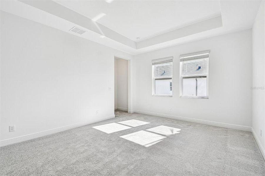 Spacious, unfurnished interior of a new home in Sweetwater at Lakewood Ranch, Lakewood Ranch (Image 12).