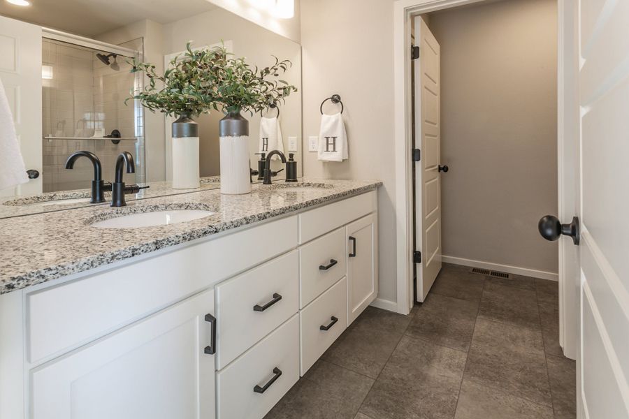 Representative furnished interior of a home built from the Telluride 1A by Hartford Homes in Timnath Ranch Townhomes, Timnath (Image 15).