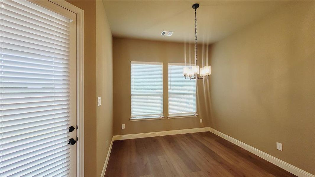 Spacious, unfurnished interior of a new home in , DeSoto (Image 22).