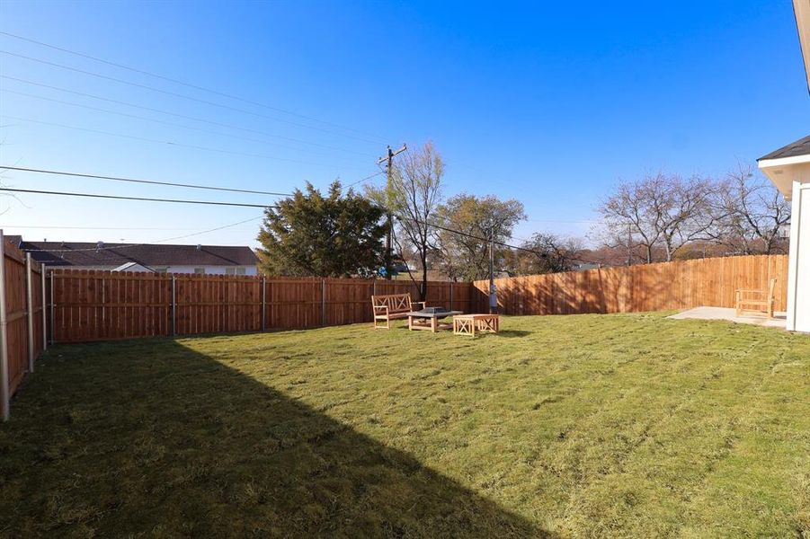 Exterior details and patio area of a home in , Fort Worth (Image 11).