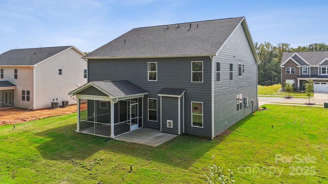 Exterior details and patio area of a home in Glenhurst, Matthews (Image 4).