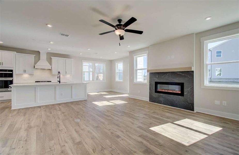 Spacious, unfurnished interior of a new home in The Paddocks at Doc Hughes, Buford (Image 32).