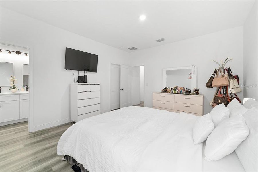 Furnished interior view inside a new home in , Ocala (Image 41).