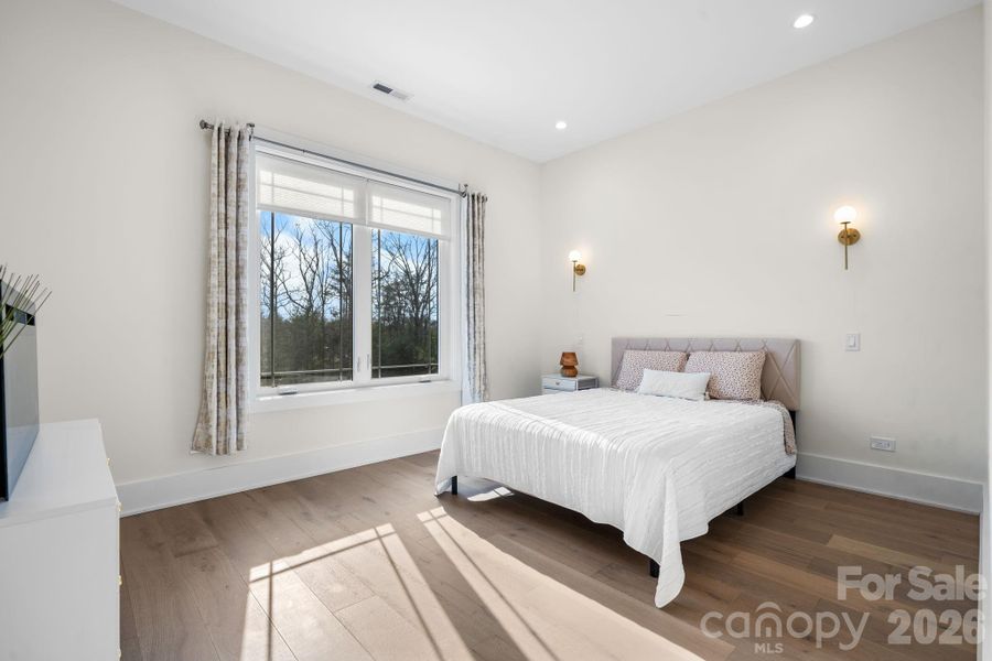 Furnished interior view inside a new home in , Lincolnton (Image 17).