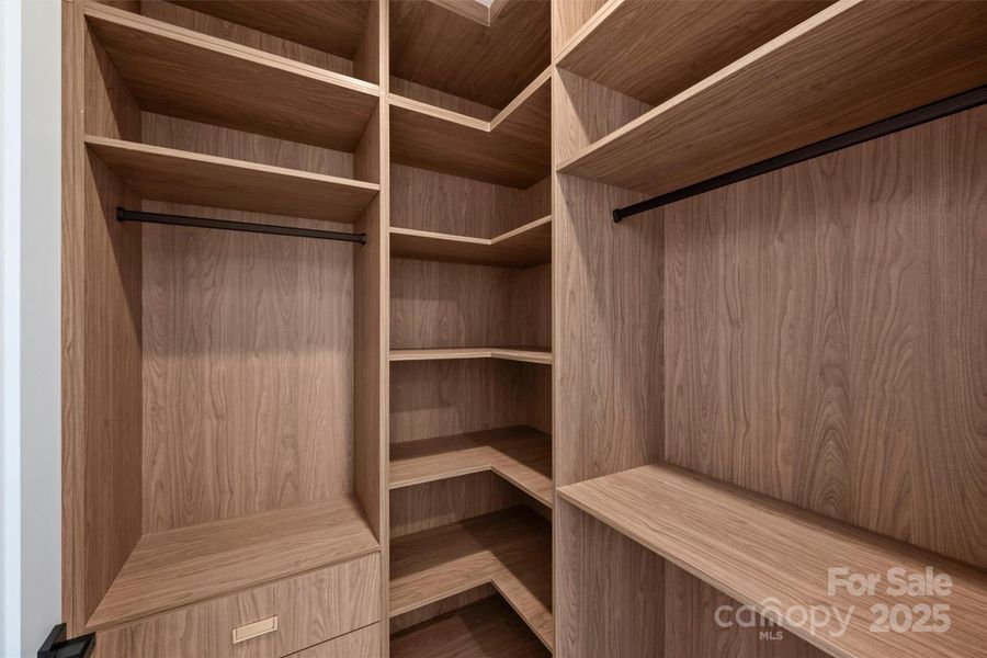 Image 45 of a home in .