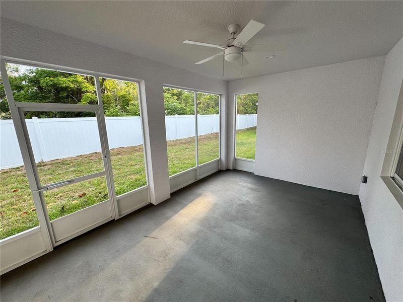 Spacious, unfurnished interior of a new home in , Dade City (Image 45).