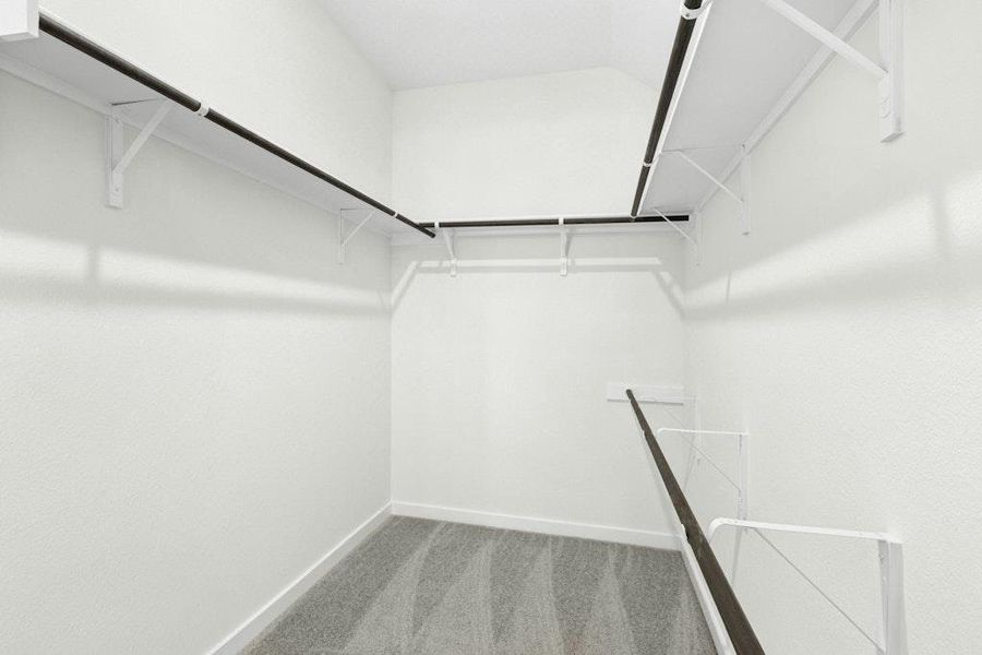 Spacious, unfurnished interior of a new home in The Colony, Bastrop (Image 21).