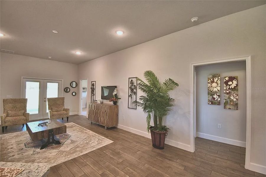 Furnished interior view inside a new home in Magnolia Park, Haines City (Image 17).
