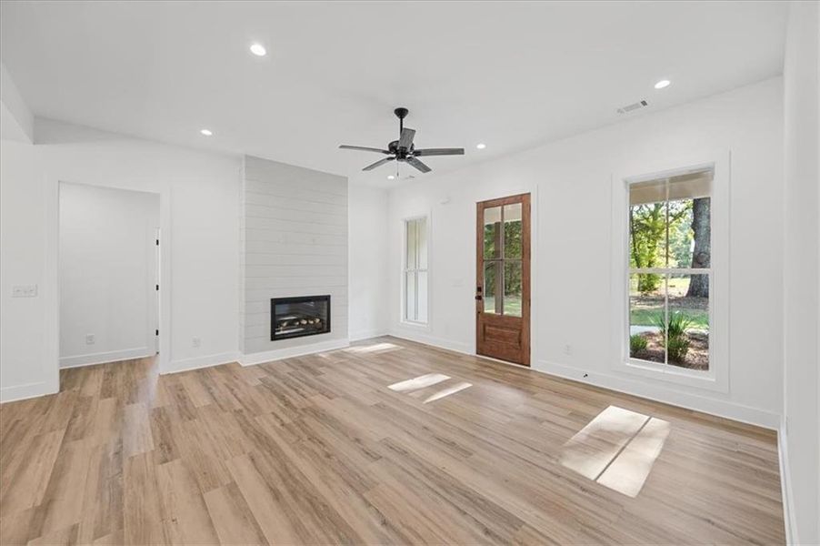 Spacious, unfurnished interior of a new home in , Taylorsville (Image 31).