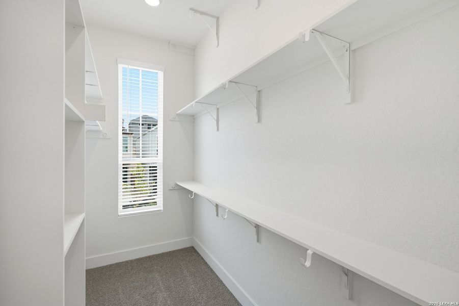 Spacious, unfurnished interior of a new home in Rose Hill, San Antonio (Image 32). Spacious, unfurnished interior of a new home in Rose Hill, San Antonio (Image 32).