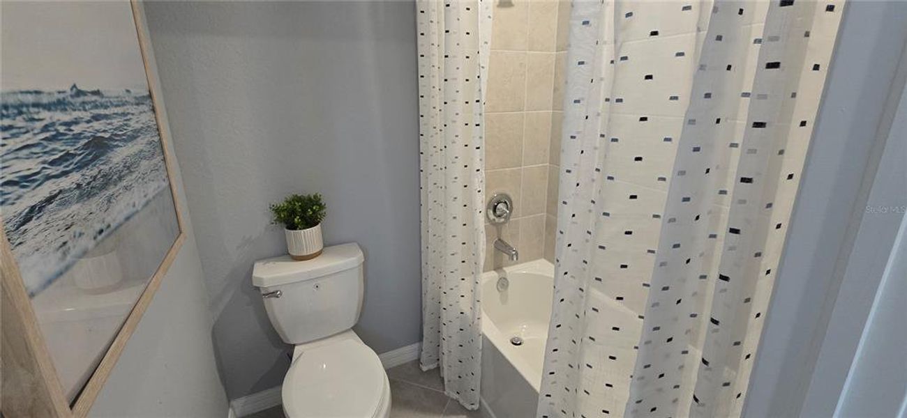 Furnished interior view inside a new home in , Venice (Image 30).