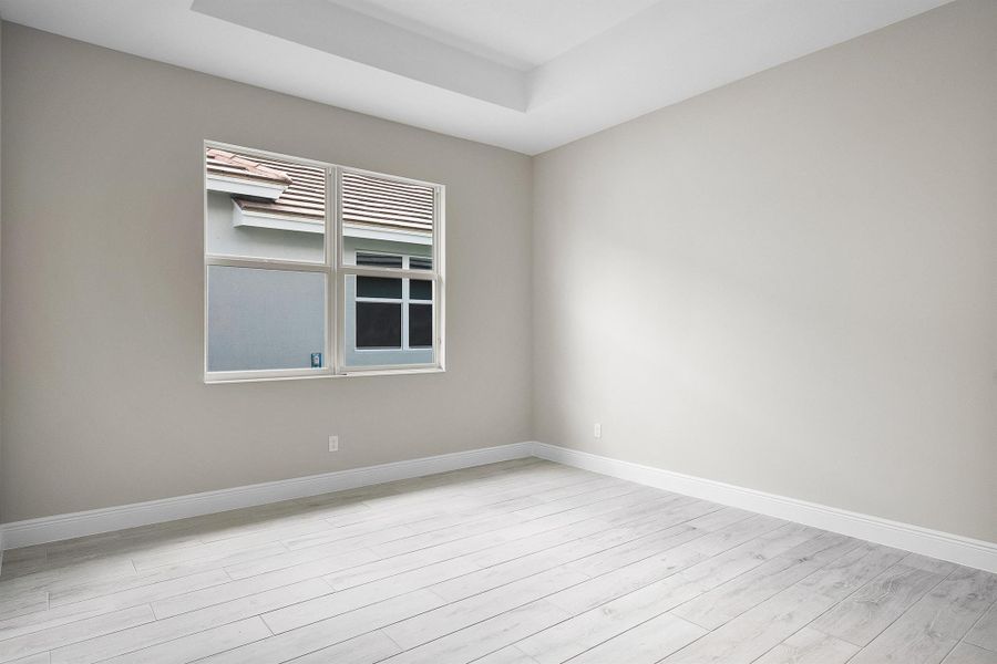 Spacious, unfurnished interior of a new home in , Port St. Lucie (Image 14).
