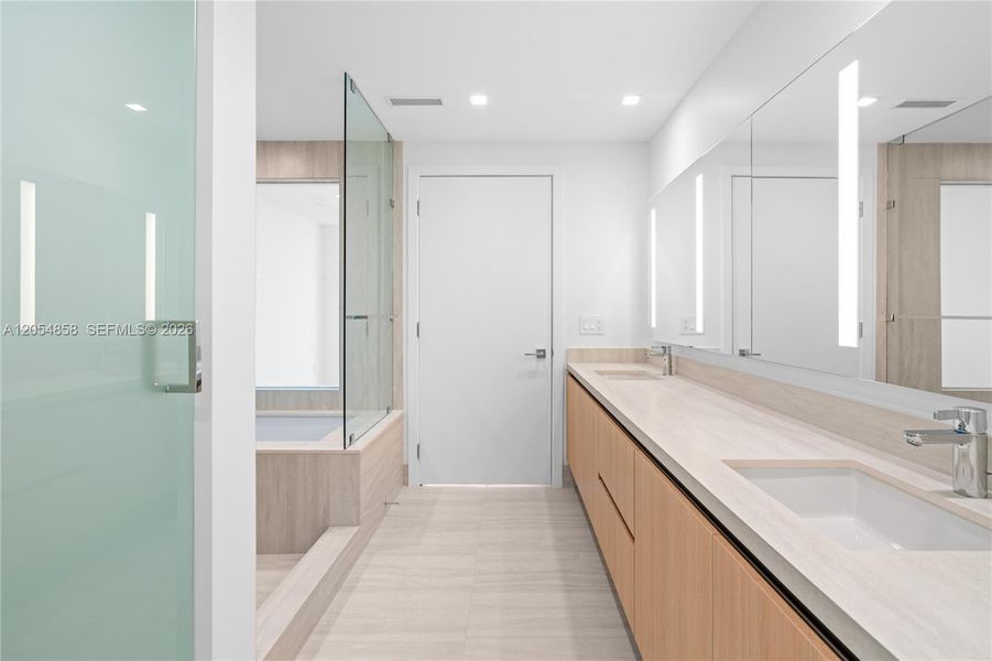 Furnished interior view inside a new home in One Park Tower, Miami (Image 8).