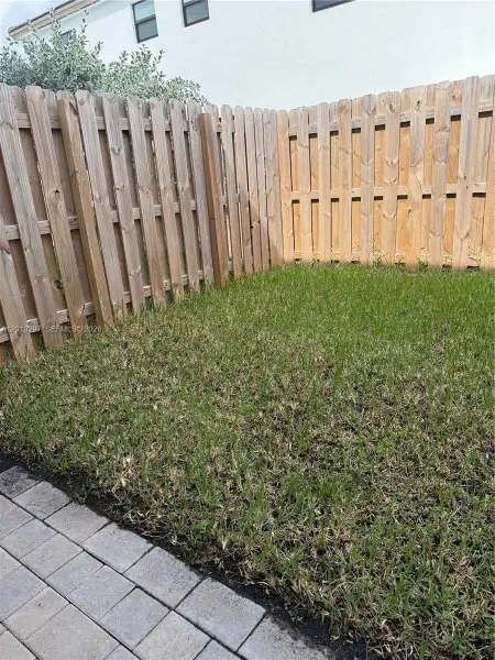 Exterior details and patio area of a home in , Miami (Image 23).