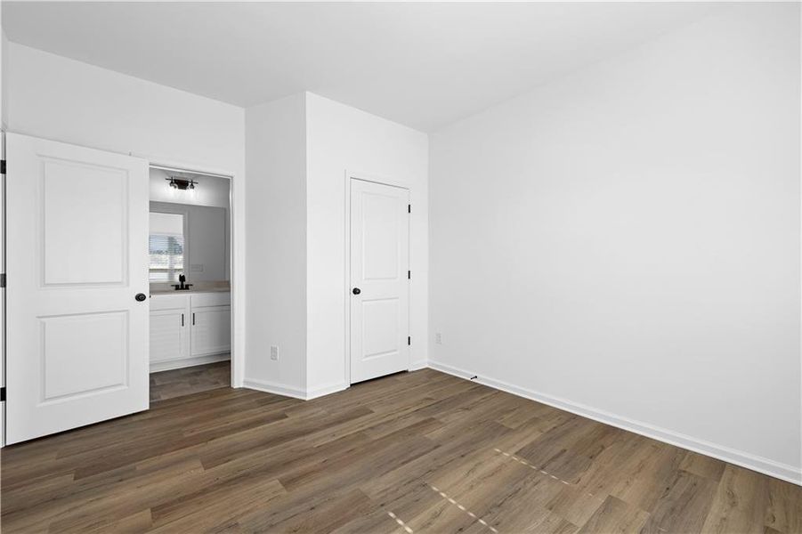 Spacious, unfurnished interior of a new home in Nickel Creek at Newnan Crossing, Newnan (Image 37). Spacious, unfurnished interior of a new home in Nickel Creek at Newnan Crossing, Newnan (Image 37).