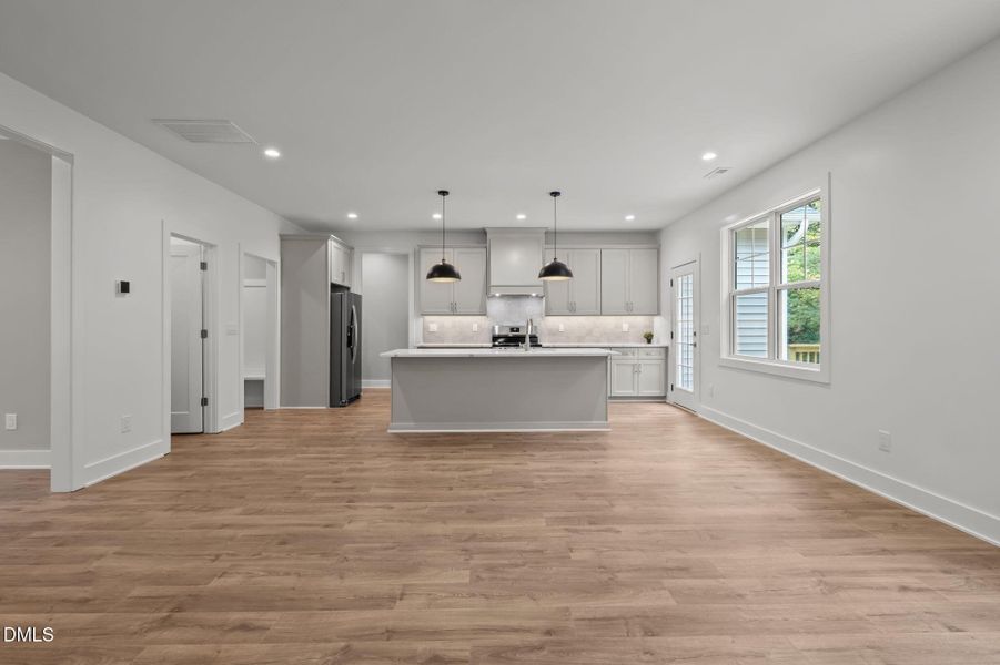 22-web-or-mls-P1086949