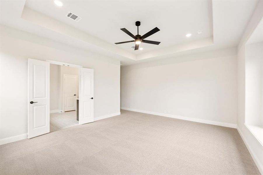 Spacious, unfurnished interior of a new home in Meraki, Forney (Image 30).