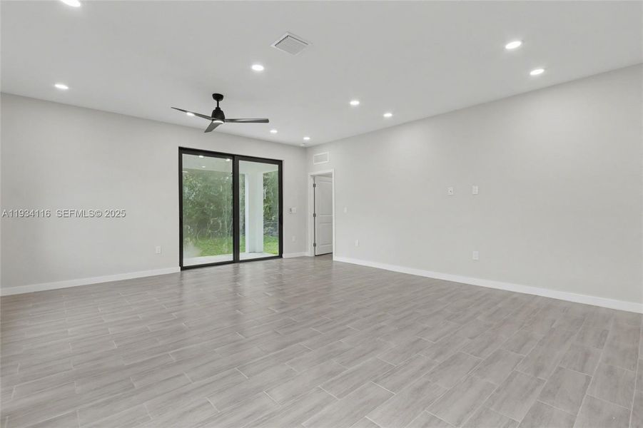 Spacious, unfurnished interior of a new home in , Dania Beach (Image 29). Spacious, unfurnished interior of a new home in , Dania Beach (Image 29).