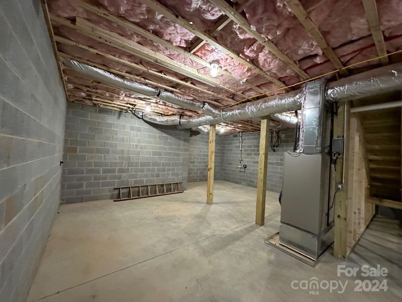 Spacious, unfurnished interior of a new home in , Rutherfordton (Image 16).