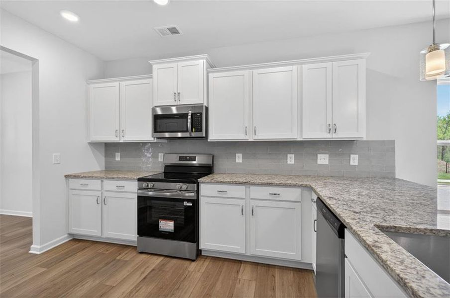 Furnished interior view inside a new home in Evergreen at Lakeside, Temple (Image 6).