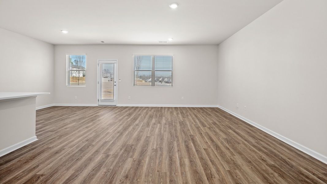 Representative unfurnished interior of a home built from the Saratoga by D.R. Horton in Poplar Preserve, Newnan (Image 15).