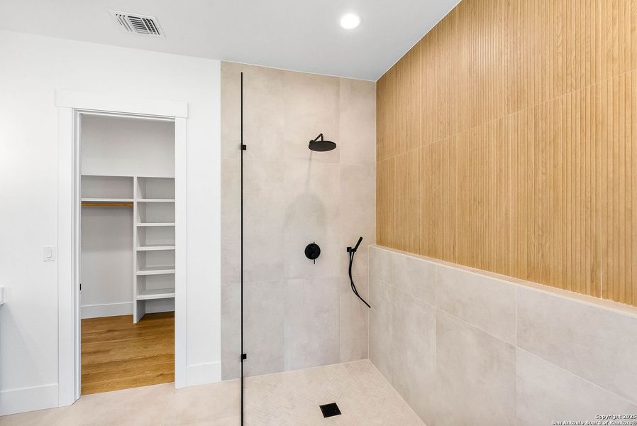 Image 49 of a home in . Image 49 of a home in .