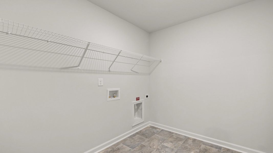 Spacious, unfurnished interior of a new home in Estates at Deer Hollow, Grovetown (Image 49).