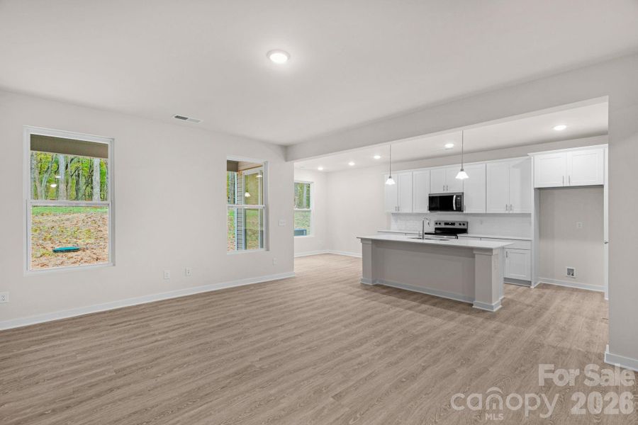 Spacious, unfurnished interior of a new home in , Monroe (Image 40).