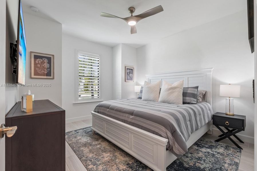 Furnished interior view inside a new home in Del Webb Naples, Ave Maria (Image 28).