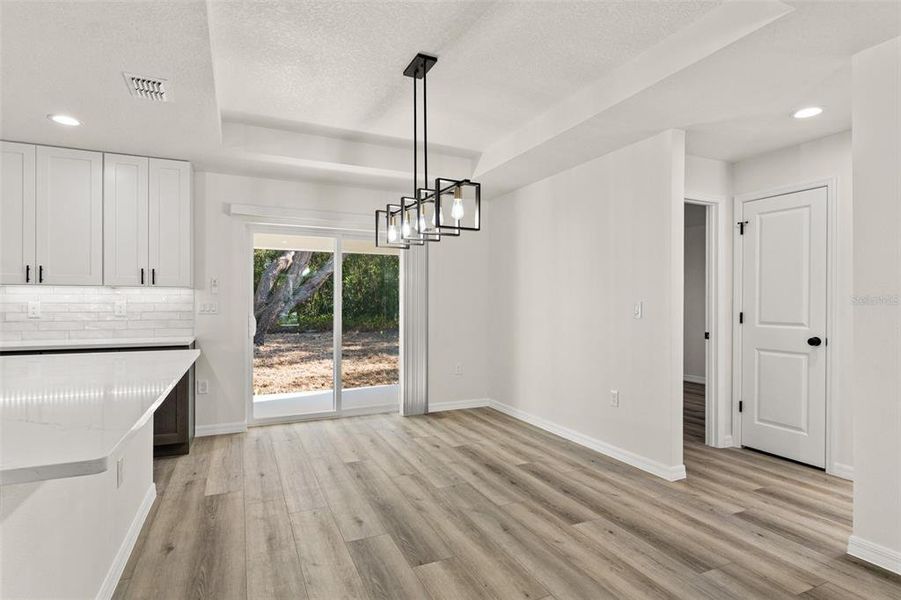 Spacious, unfurnished interior of a new home in , Spring Hill (Image 31).