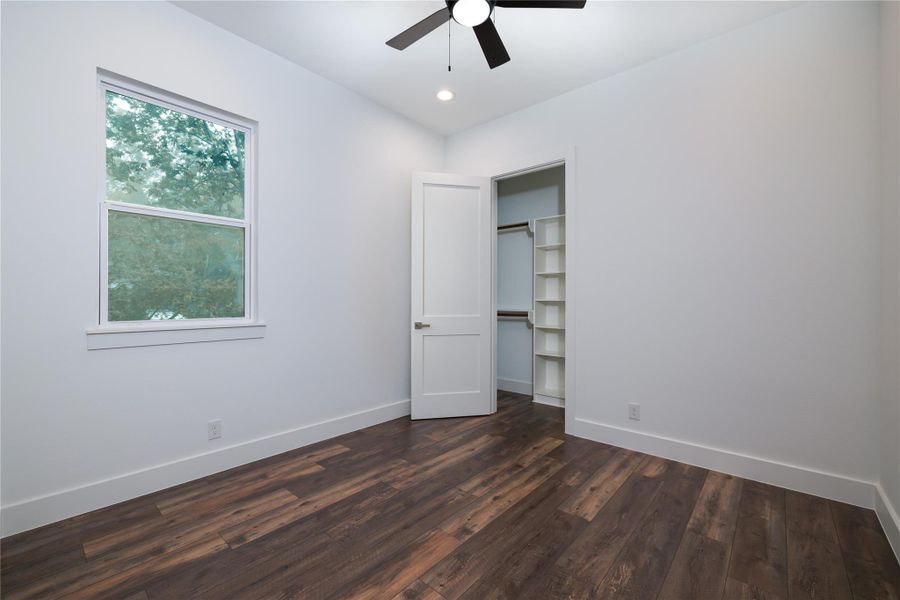 Spacious, unfurnished interior of a new home in , Huntsville (Image 20). Spacious, unfurnished interior of a new home in , Huntsville (Image 20).