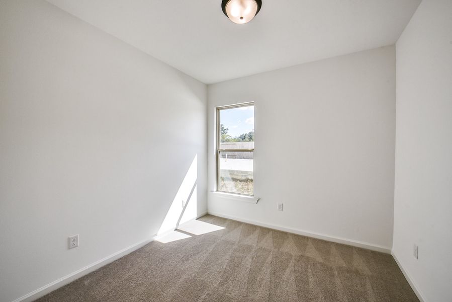 Spacious, unfurnished interior of a new home in Mostyn Springs, Magnolia (Image 32).
